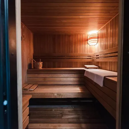 Resort La Mesteceni & Loc Cu Stari De Bine, Adult Only
