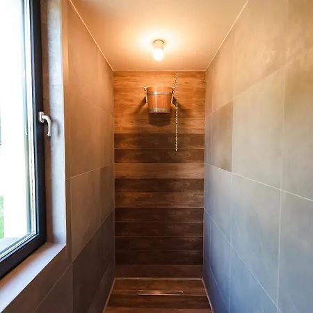 La Mesteceni & Loc Cu Stari De Bine, Adult Only Resort Sălicea