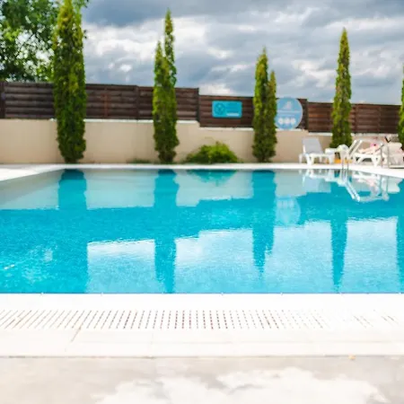 La Mesteceni & Loc Cu Stari De Bine, Adult Only Resort
