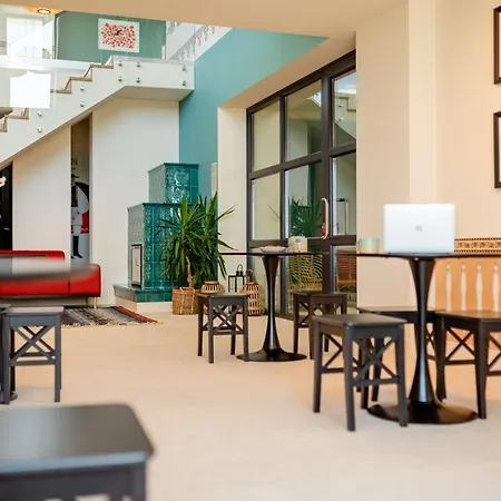 La Mesteceni & Loc Cu Stari De Bine, Adult Only Resort
