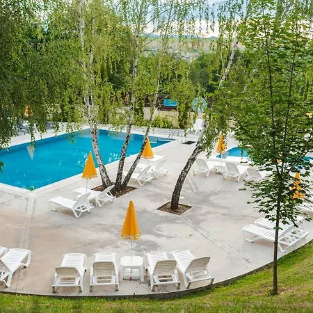 La Mesteceni & Loc Cu Stari De Bine, Adult Only Resort Salicea